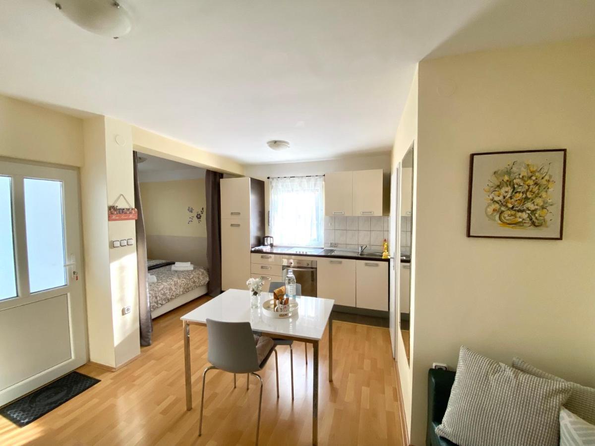 Apartman Lucija Gradici Buitenkant foto
