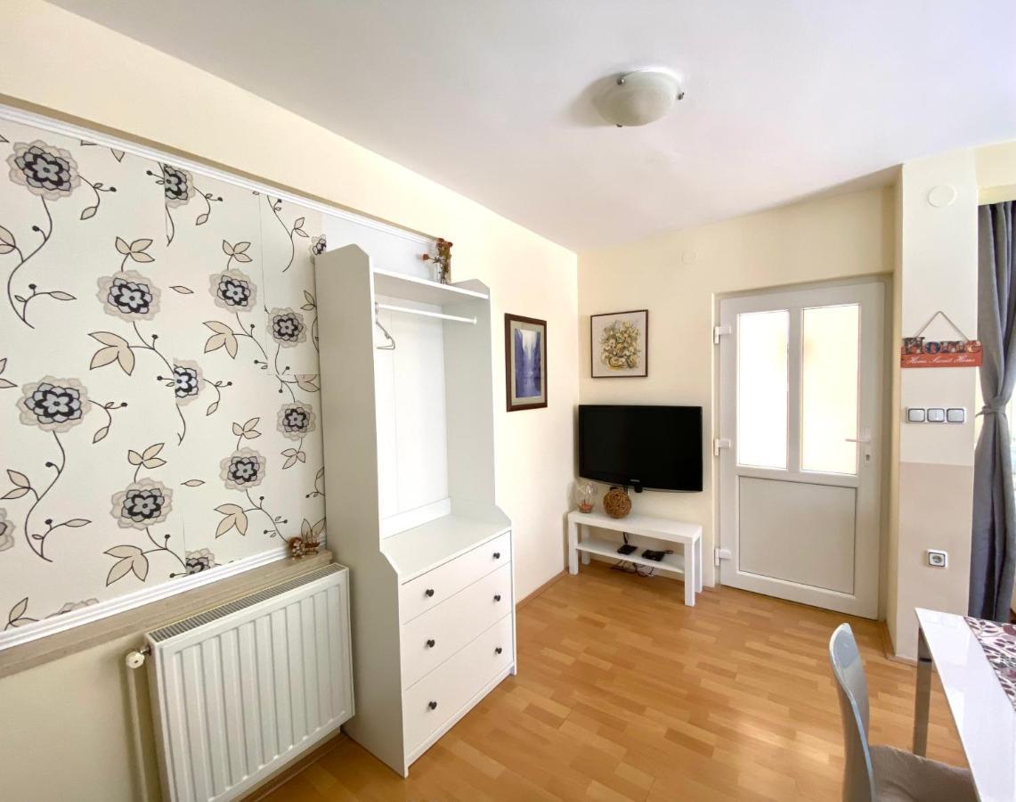 Apartman Lucija Gradici Buitenkant foto