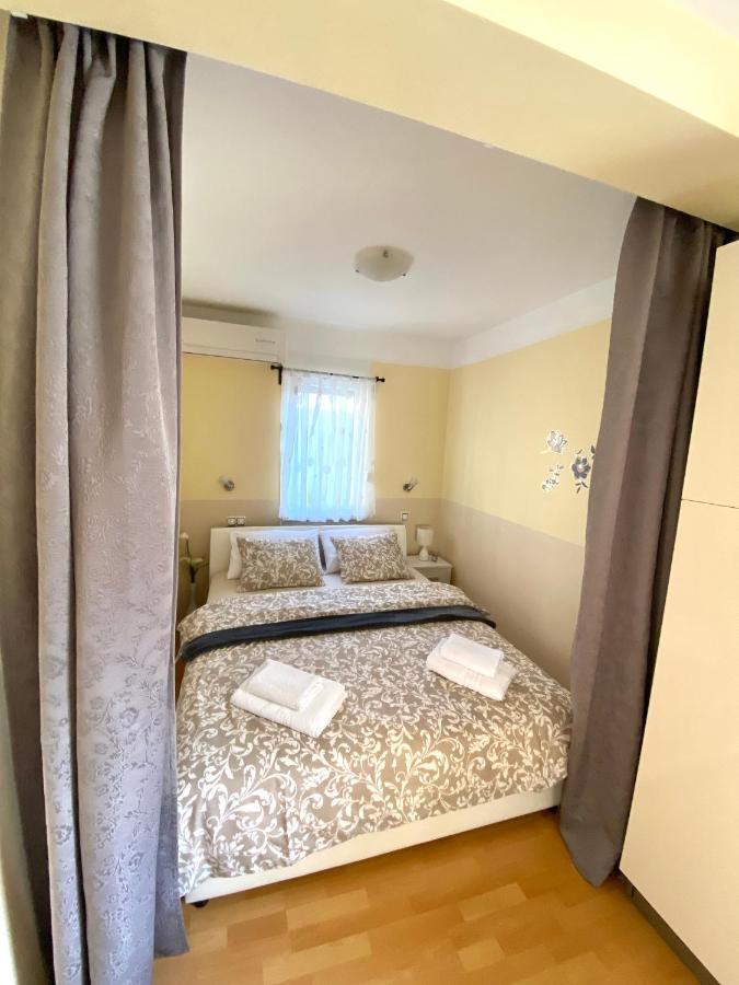 Apartman Lucija Gradici Buitenkant foto